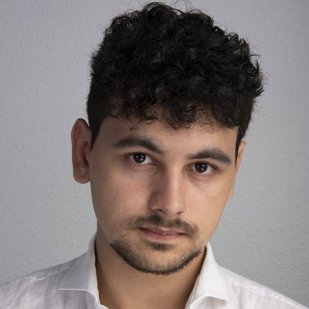 Alex Locubiche At12.58.53 1080x1080