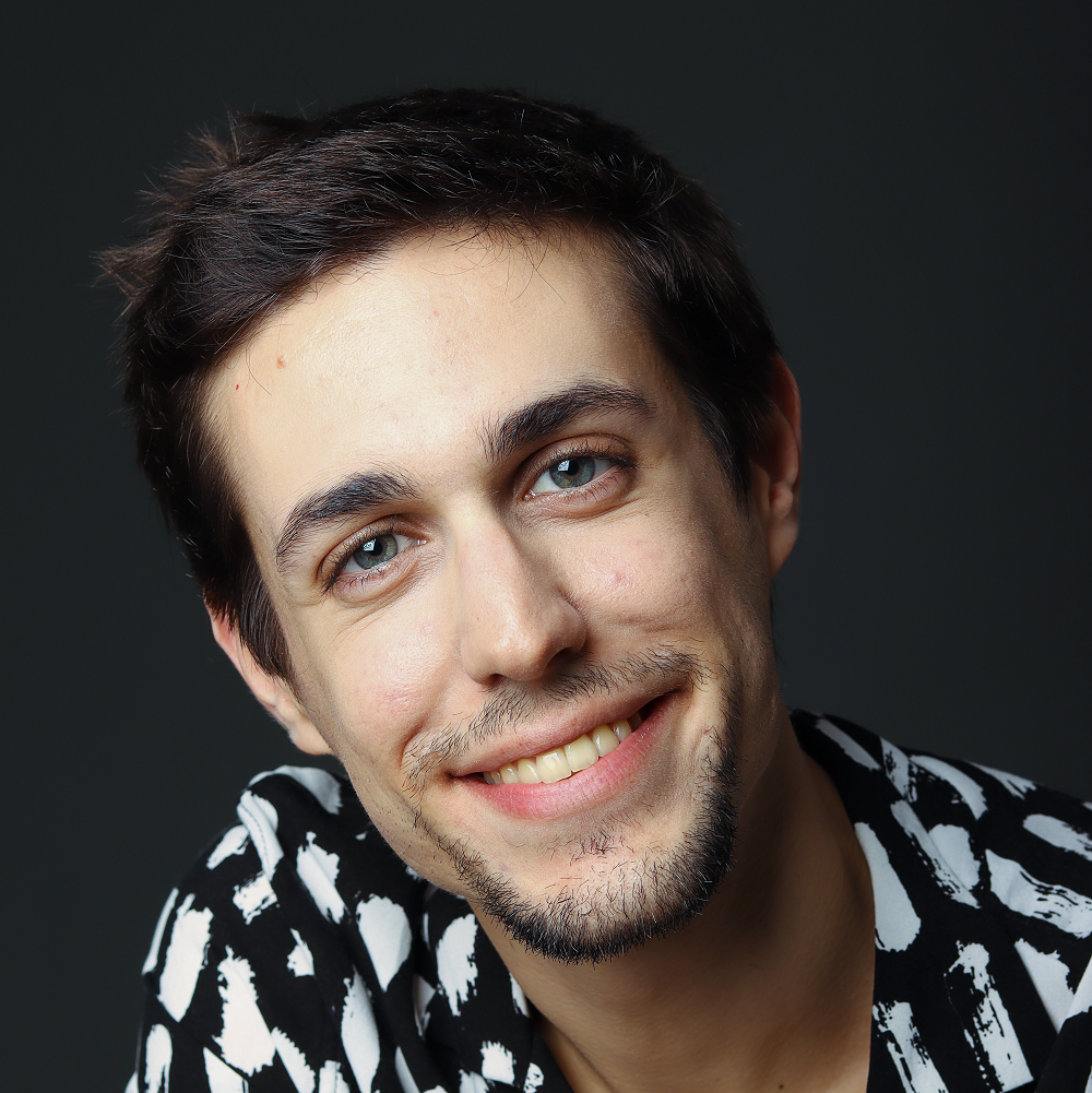 David M Img 9348 1000x1005