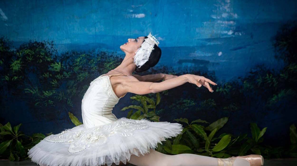 El Lago De Los Cisnes Ballet Clasico De Cuba Laura Alonso13