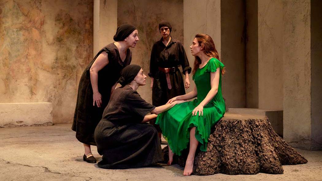 La Casa De Bernarda Alba Marcosgpunto 01
